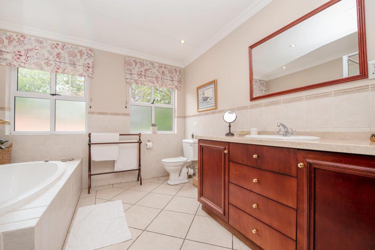יוהנסבורג Wild Olive Executive Suite מראה חיצוני תמונה