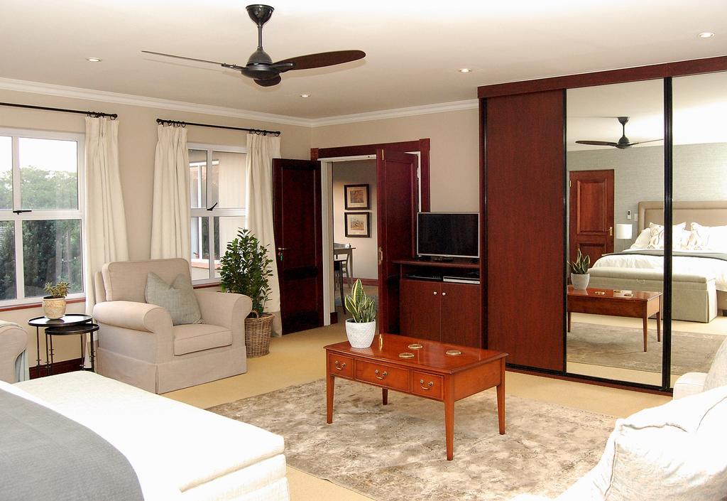 יוהנסבורג Wild Olive Executive Suite מראה חיצוני תמונה