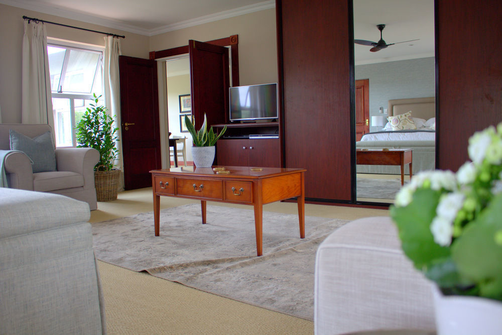 יוהנסבורג Wild Olive Executive Suite מראה חיצוני תמונה