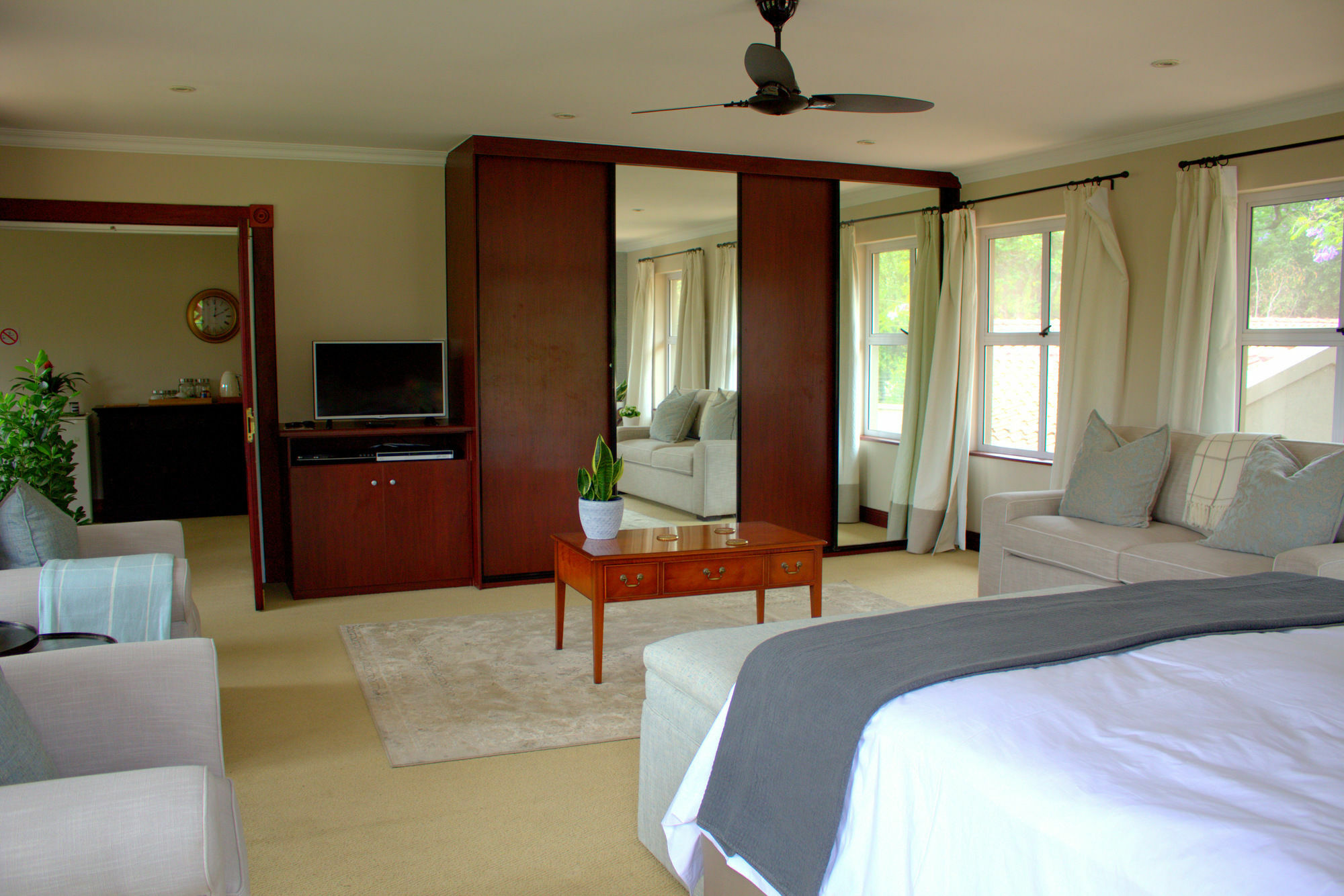 יוהנסבורג Wild Olive Executive Suite מראה חיצוני תמונה